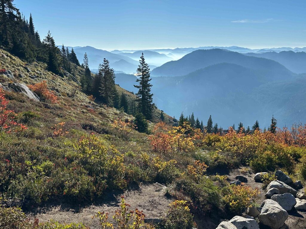 Above the inversion on October 7 at Granite Mountain. The smoke almost had me changing to Talapus and Olallie Lakes but it was a perfect day.