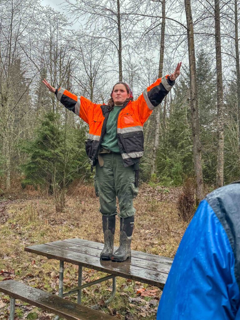 Cecilia Monahan commanding her stewards: Let the work begin, rain or shine!
