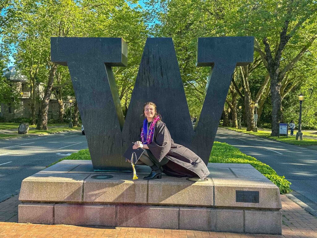 Graduating students migrate en masse to the famed W on north campus.